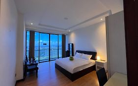 Super Comfy Big Space Condo In Imperial Suites Boulevard Mall